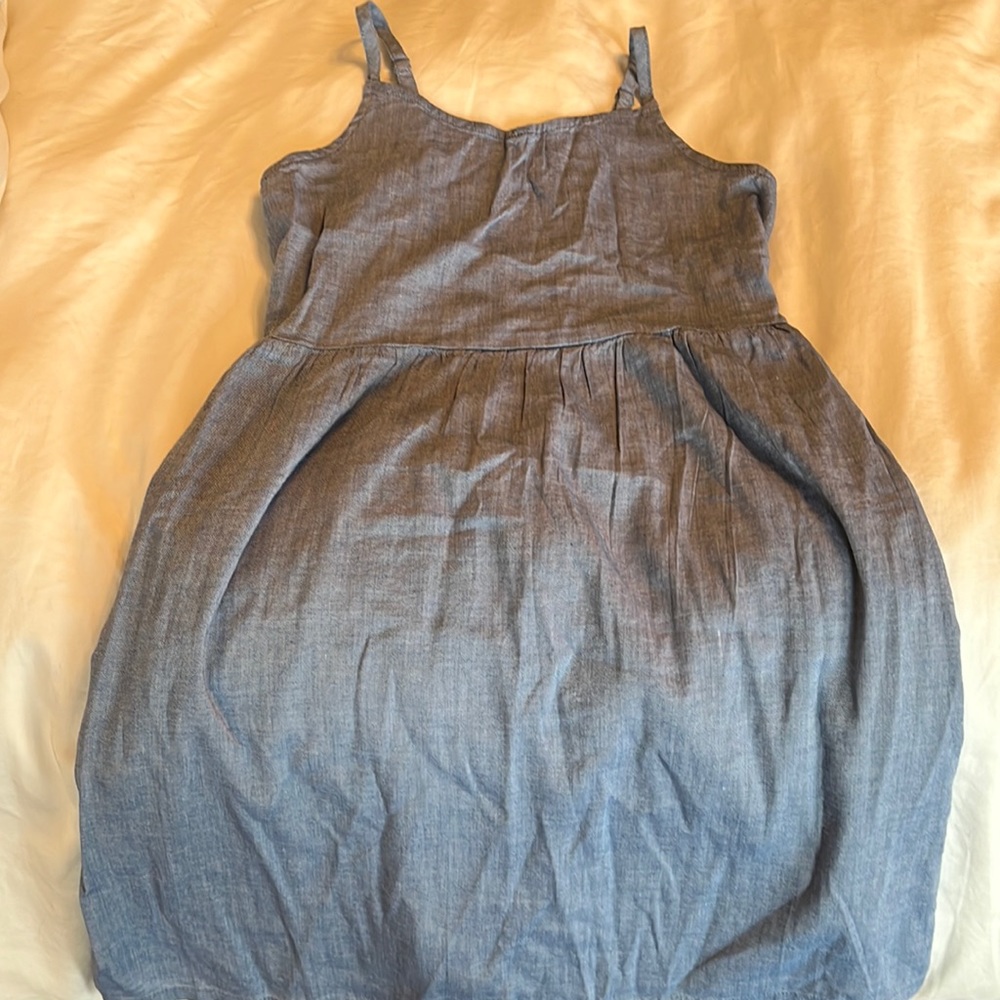 Girls sweet  strap dress. Never worn.